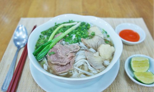 Cách nấu món phở bò Nam Định cực dễ